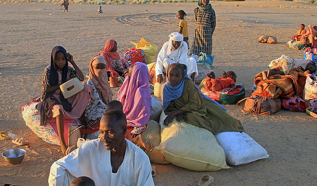 "الدعم السريع" تسيطر على حقل نفطي و114 قتيلا بهجمات على روضة أطفال بالسودان 