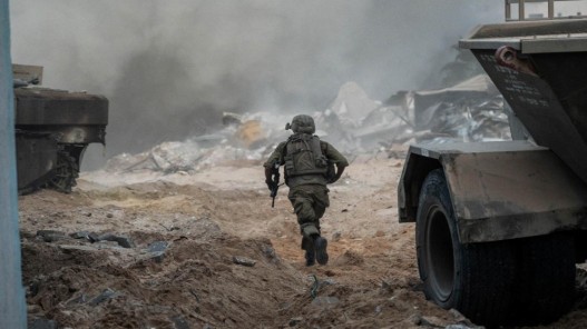 مقتل جنديين اسرائيليين وإصابة 3 بينهم ضابط في معارك جنوب غزة